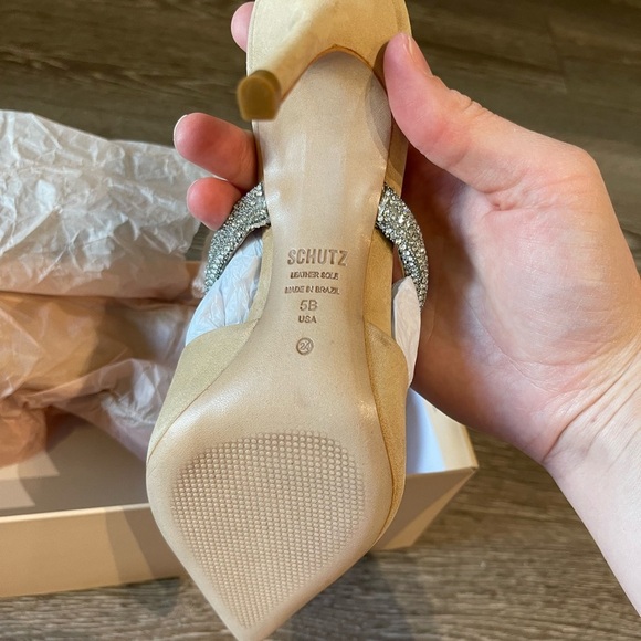 NWT Schutz Pearl Rhinestone Heeled Mule Nubuck 5B - Picture 5 of 5